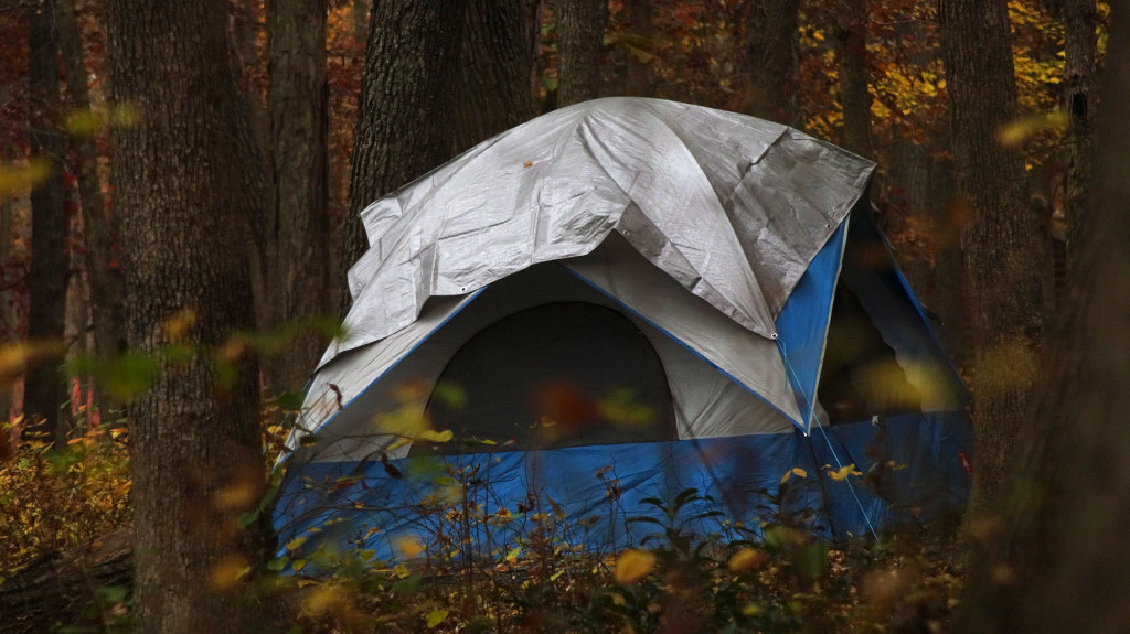 tent autumn